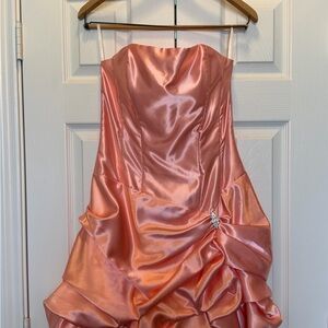 Gunne Sax Coral/Pink Lined Dress Label